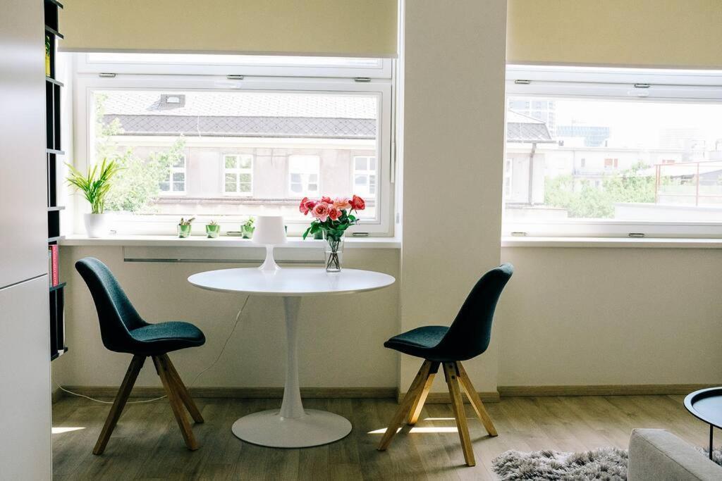 New Studio In Quiet Part Of The City Center บราติสลาวา ภายนอก รูปภาพ
